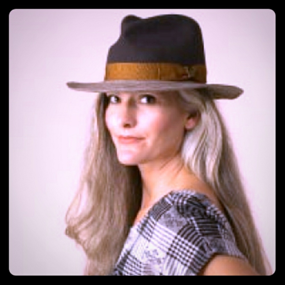Goorin Bros Black and Tan Fedora Ladies Hat - XL